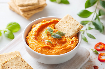 Хумус со сладким красным перцем